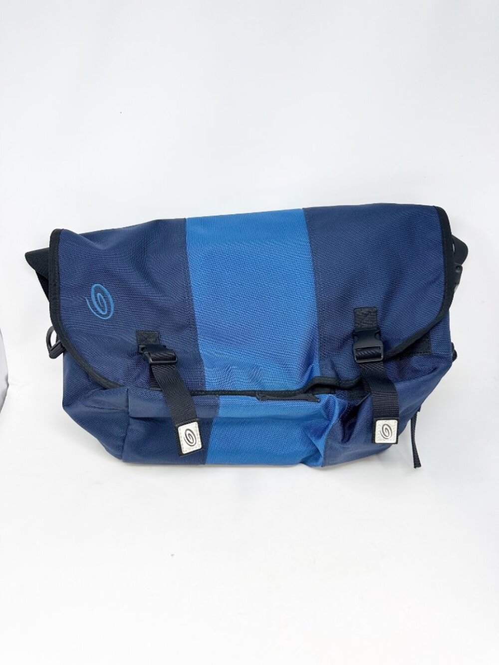 Timbuk2 Classic Messenger Bag Medium Navy Blue Laptop Commuter Crossbody